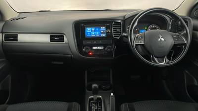 2015 MITSUBISHI OUTLANDER interior