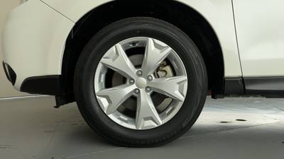 2015 SUBARU FORESTER gallery