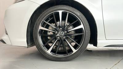 2019 TOYOTA CAMRY gallery