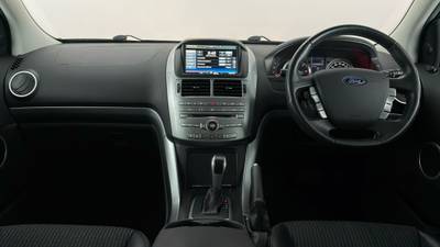 2015 FORD TERRITORY interior