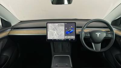2021 TESLA MODEL 3 interior