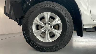 2017 NISSAN NAVARA gallery