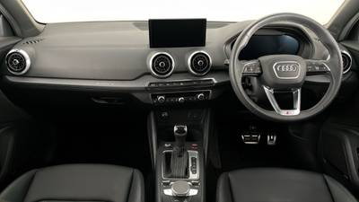 2023 AUDI SQ2 interior