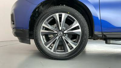 2017 NISSAN PATHFINDER gallery