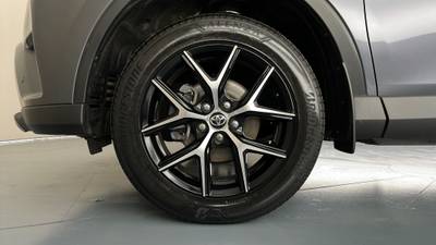 2018 TOYOTA RAV4 gallery