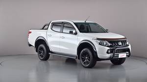 2017 MITSUBISHI TRITON