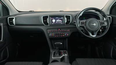 2017 KIA SPORTAGE interior