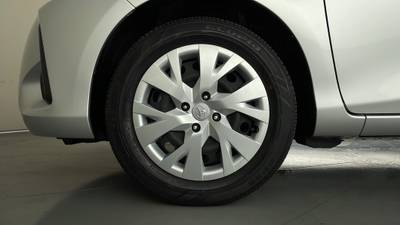 2019 TOYOTA YARIS gallery