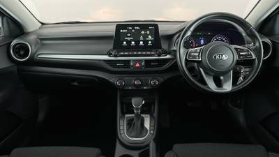 2020 KIA CERATO interior