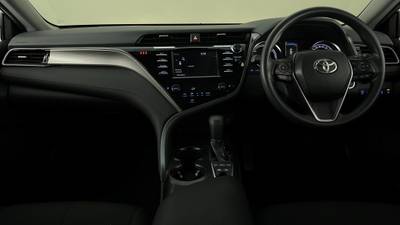 2019 TOYOTA CAMRY interior