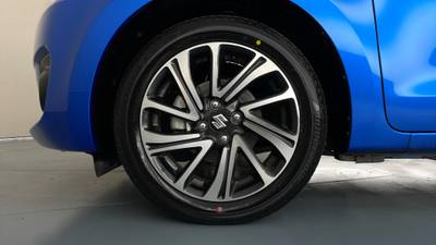 2022 SUZUKI SWIFT gallery