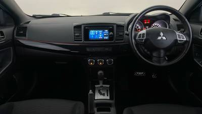 2017 Mitsubishi Lancer interior