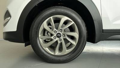 2016 HYUNDAI TUCSON gallery