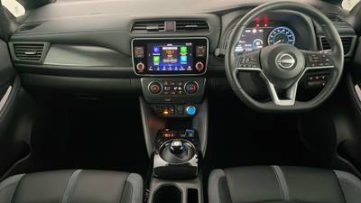 2023 NISSAN LEAF interior