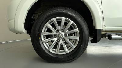 2016 MITSUBISHI TRITON gallery