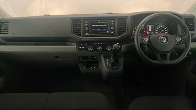 2021 VOLKSWAGEN CRAFTER interior