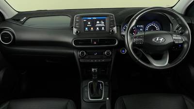 2017 HYUNDAI KONA interior