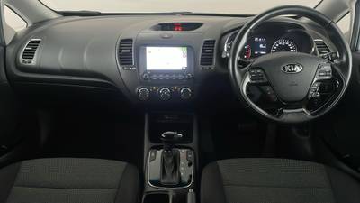 2017 Kia Cerato interior