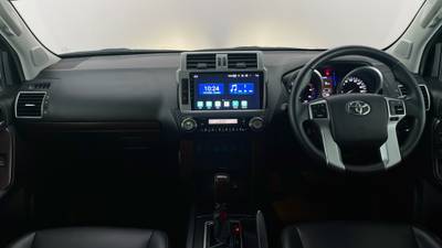 2015 TOYOTA LANDCRUISER PRADO interior