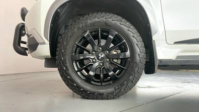 2019 MITSUBISHI PAJERO SPORT gallery