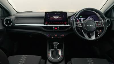 2021 KIA CERATO interior