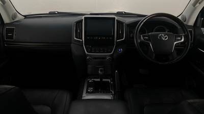 2020 TOYOTA LANDCRUISER interior
