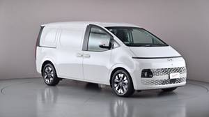 2022 HYUNDAI STARIA