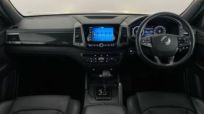 2023 SSANGYONG MUSSO interior