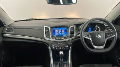 2017 HOLDEN CALAIS interior