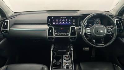 2020 KIA SORENTO interior