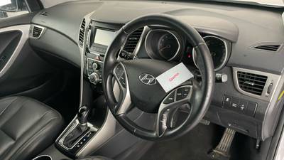 2015 Hyundai i30 imperfections