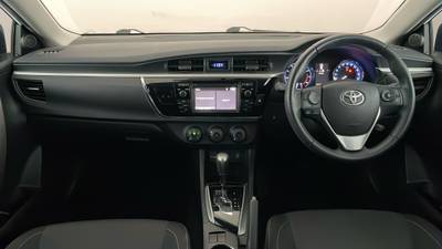2016 TOYOTA COROLLA interior