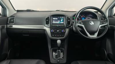 2016 HOLDEN CAPTIVA interior