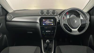 2023 SUZUKI VITARA interior