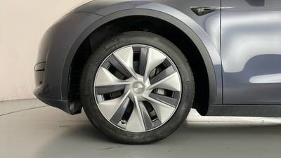 2023 TESLA MODEL Y gallery