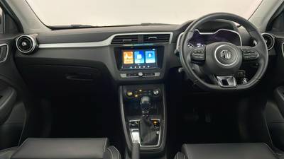 2023 MG ZS interior