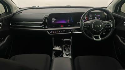 2023 Kia Sportage interior