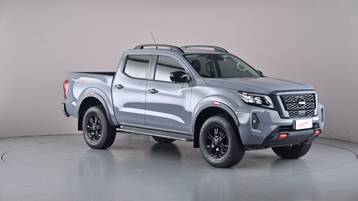2021 NISSAN NAVARA
