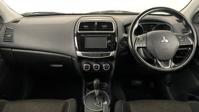 2016 MITSUBISHI ASX interior