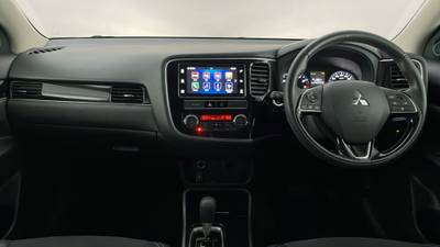 2018 MITSUBISHI OUTLANDER interior