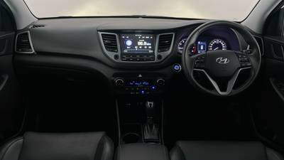 2018 HYUNDAI TUCSON interior