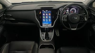 2021 Subaru Outback interior