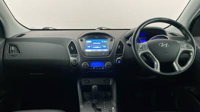 2014 HYUNDAI IX35 interior