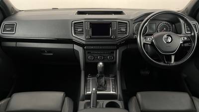 2020 VOLKSWAGEN AMAROK interior