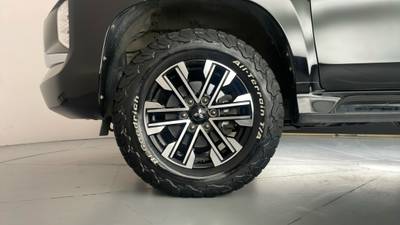 2021 Mitsubishi Pajero Sport gallery