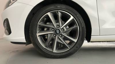 2022 HYUNDAI I30 gallery