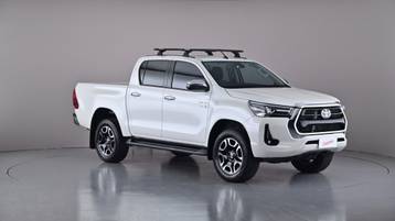 2021 TOYOTA HILUX