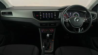 2021 VOLKSWAGEN POLO interior