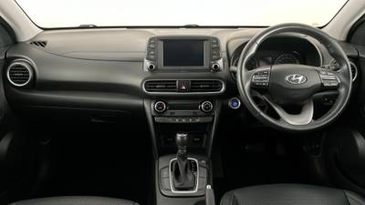 2017 HYUNDAI KONA interior