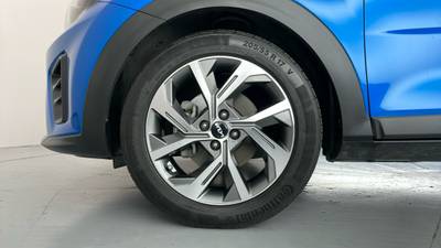 2022 KIA STONIC gallery